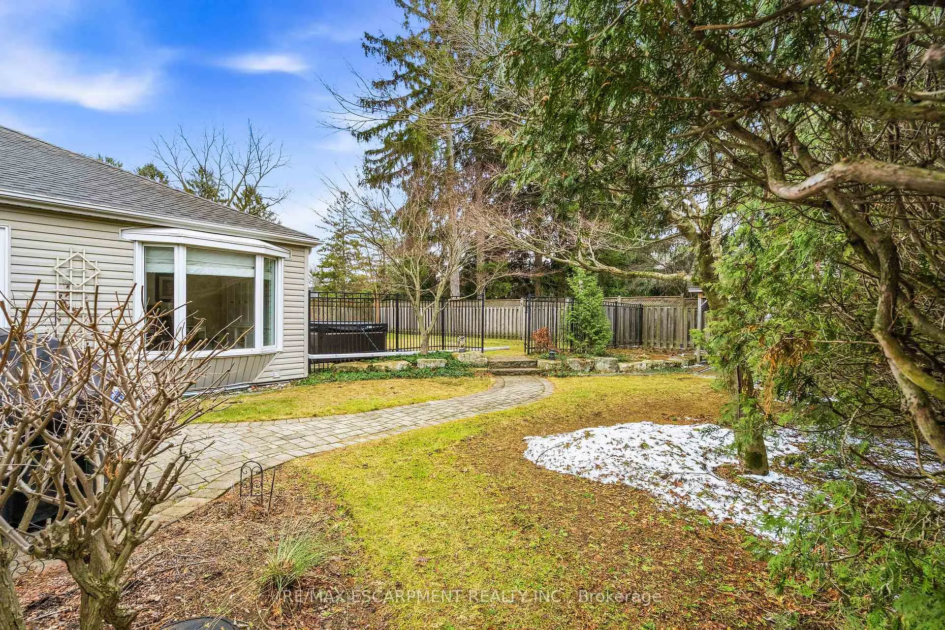 Photo 38 of 38 Parker Avenue, Hamilton, Ancaster — HOMEH