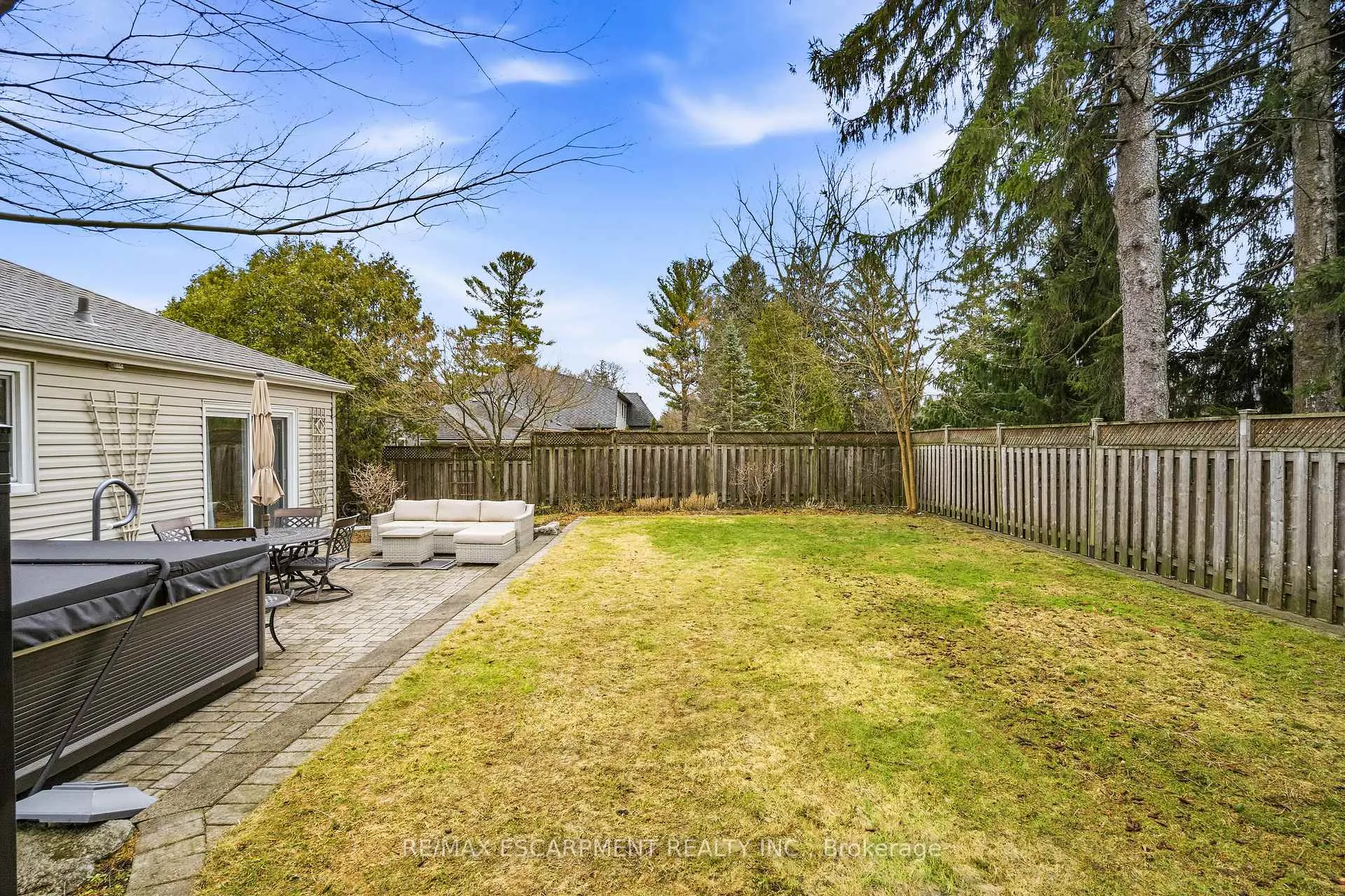 Photo 39 of 38 Parker Avenue, Hamilton, Ancaster — HOMEH