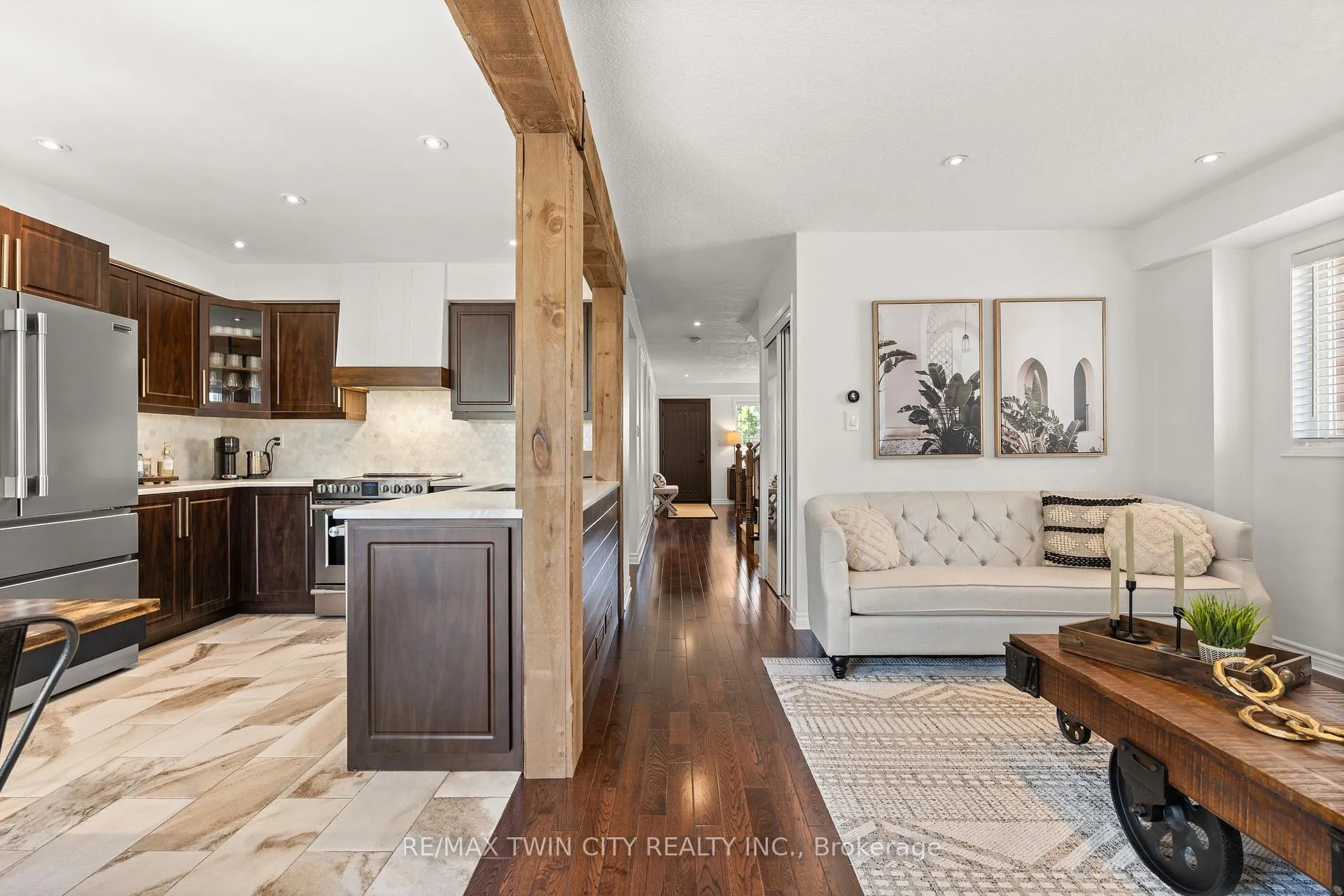 Photo 14 of 32 Bloomington Drive, Cambridge — HOMEH