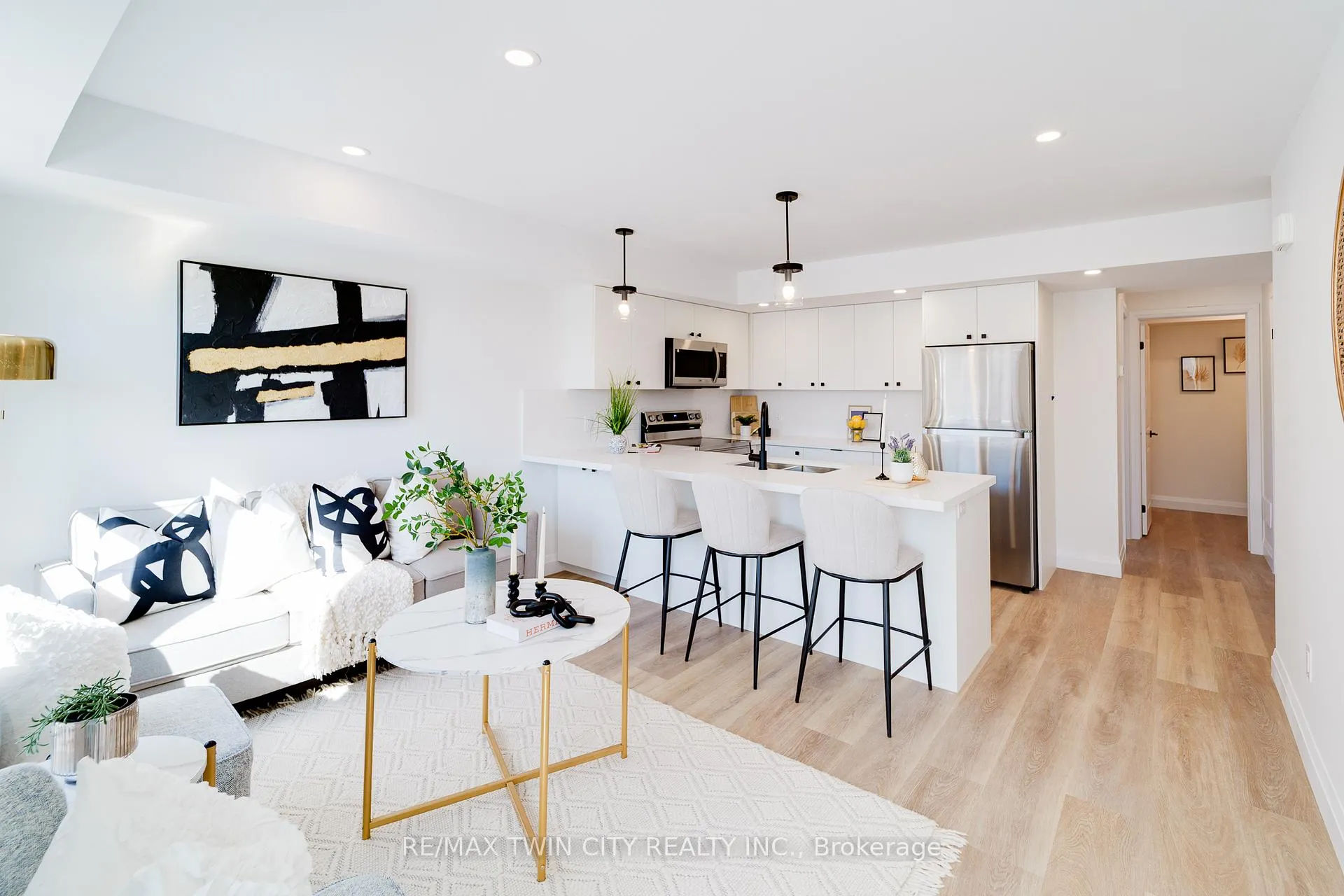Photo 5 of Unit 2, 825 Stirling Avenue S, Kitchener — HOMEH