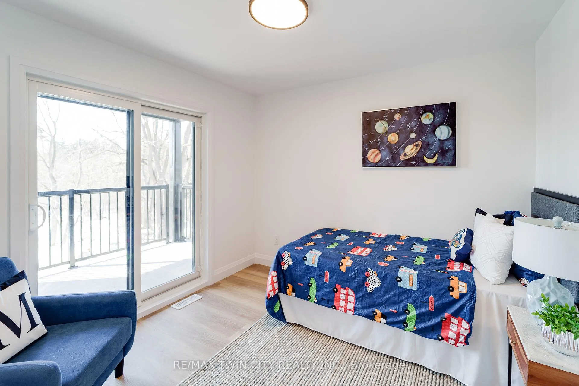 Photo 21 of Unit 2, 825 Stirling Avenue S, Kitchener — HOMEH