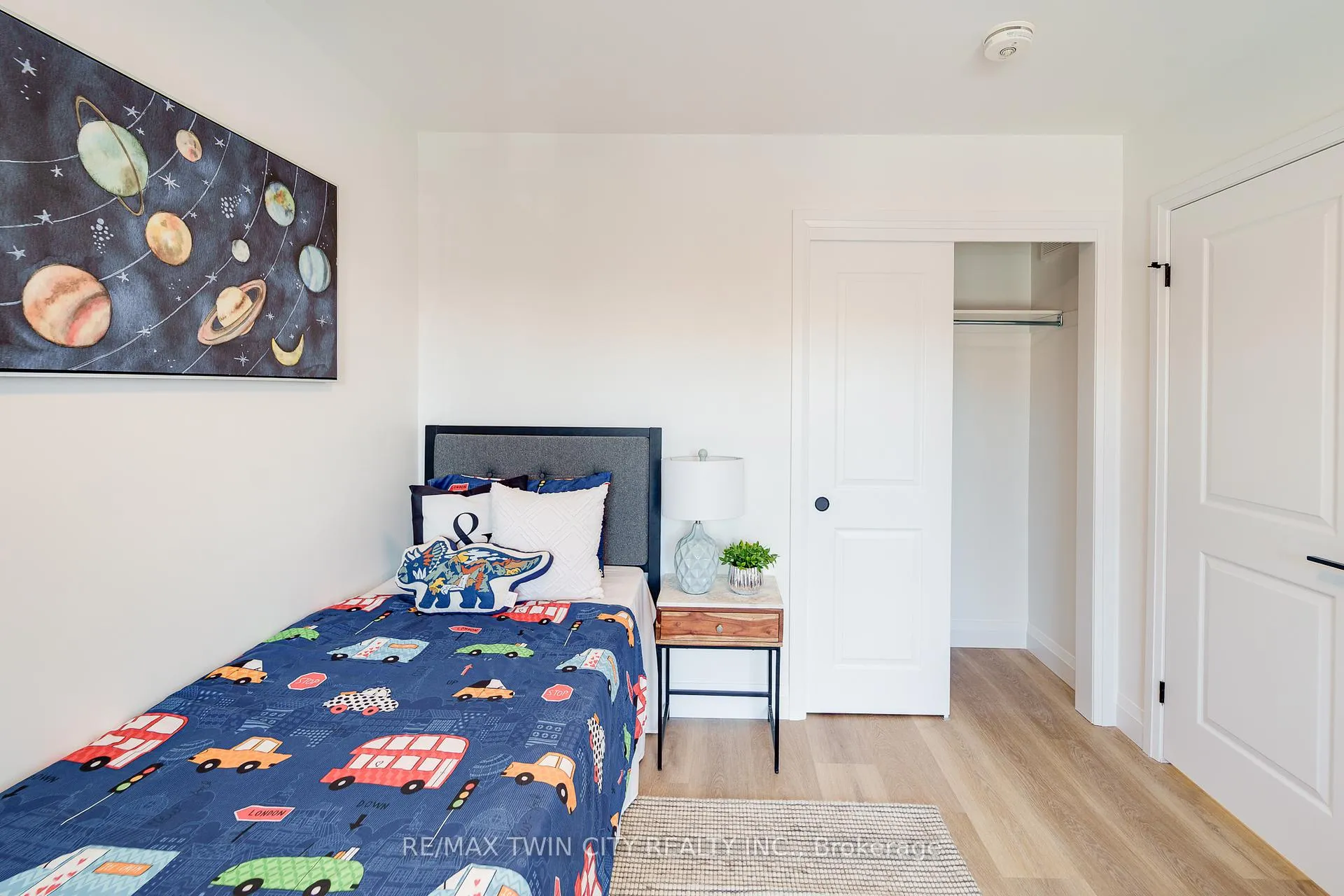 Photo 22 of Unit 2, 825 Stirling Avenue S, Kitchener — HOMEH