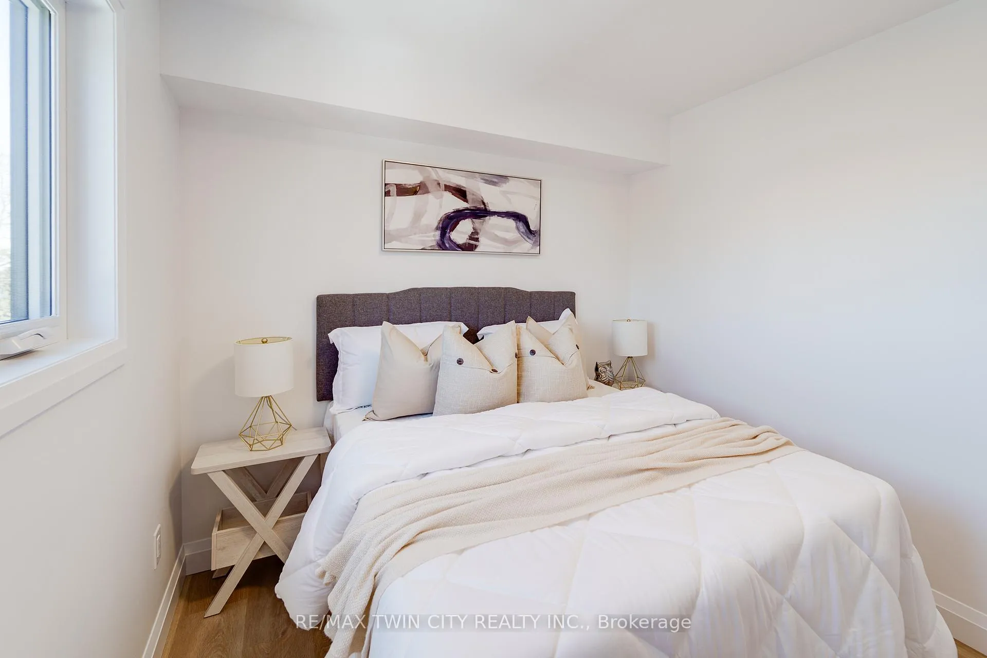 Photo 24 of Unit 2, 825 Stirling Avenue S, Kitchener — HOMEH