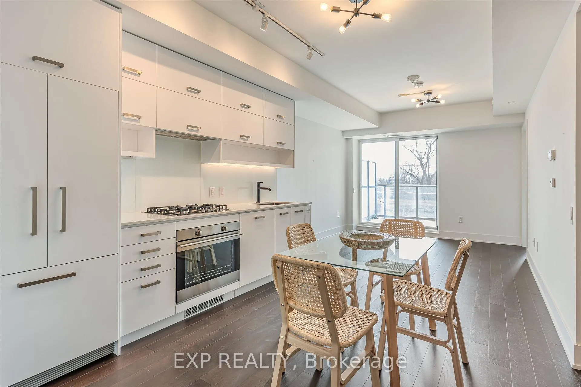 Photo 14 of Unit 403, 1888 Queen Street E, Toronto, The Beaches — HOMEH