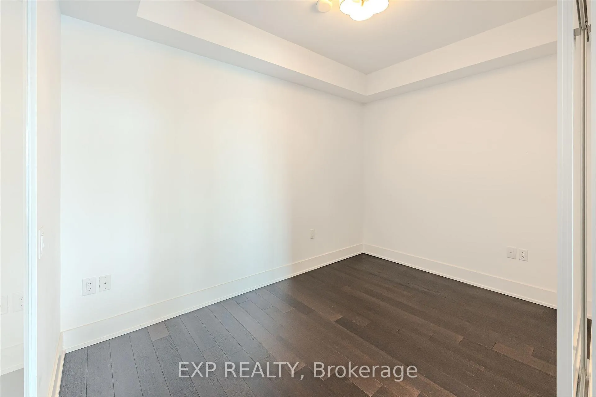 Photo 22 of Unit 403, 1888 Queen Street E, Toronto, The Beaches — HOMEH