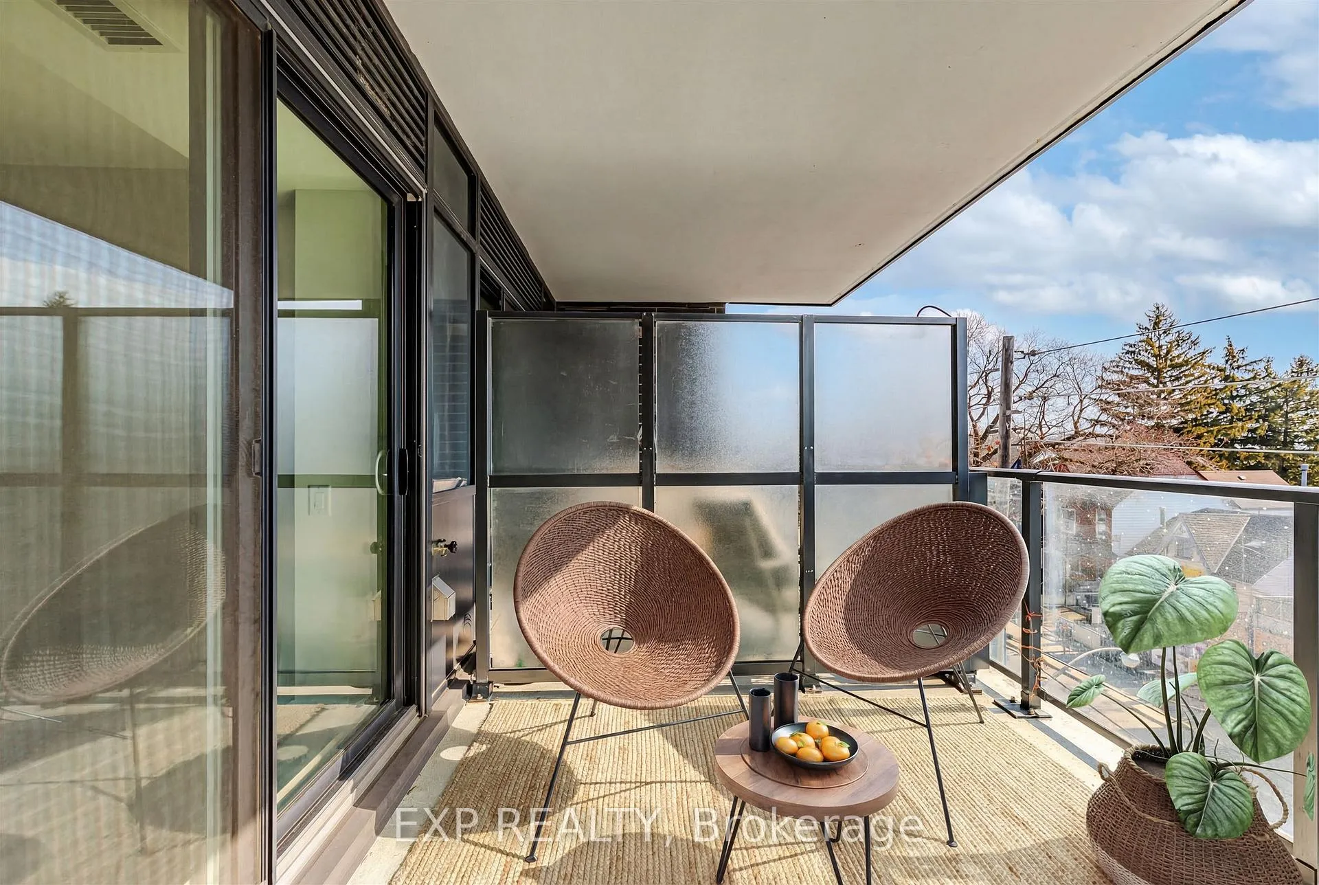 Photo 27 of Unit 403, 1888 Queen Street E, Toronto, The Beaches — HOMEH