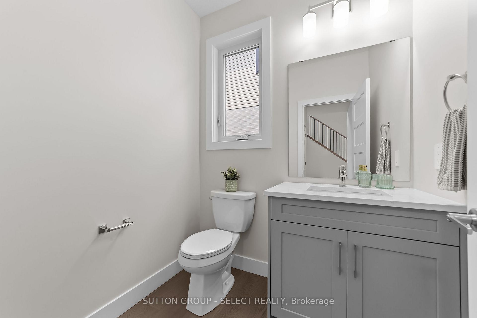 Photo 8 of Unit 9, 7966 Fallon Drive, Lucan Biddulph, Granton — HOMEH