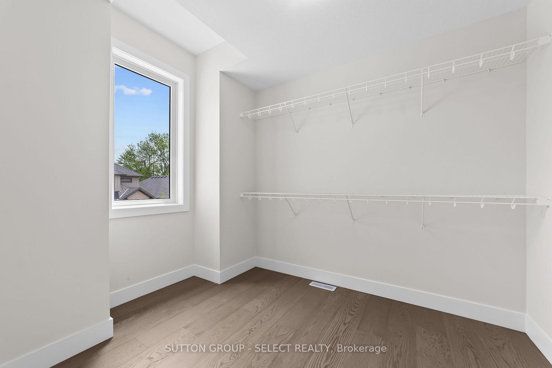 Photo 13 of Unit 9, 7966 Fallon Drive, Lucan Biddulph, Granton — HOMEH