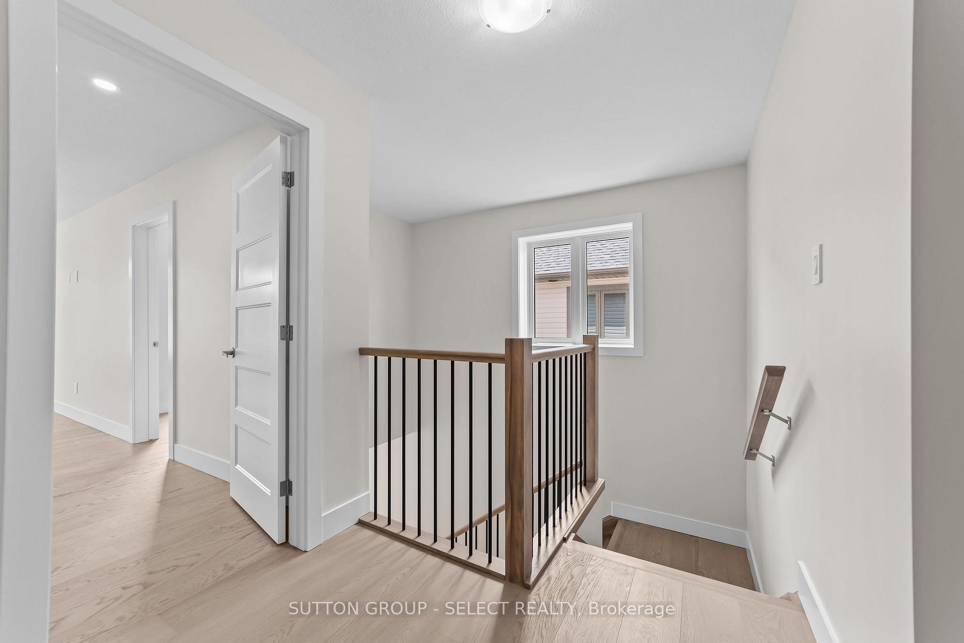 Photo 18 of Unit 9, 7966 Fallon Drive, Lucan Biddulph, Granton — HOMEH