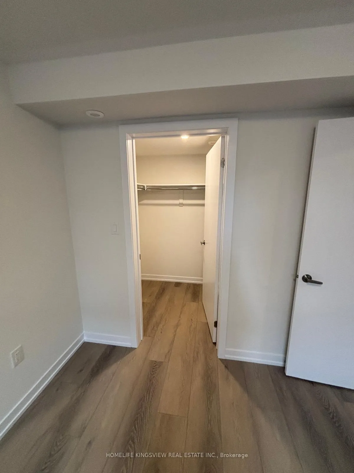 Photo 7 of 82 ziibi Way, Clarington, Newcastle — HOMEH
