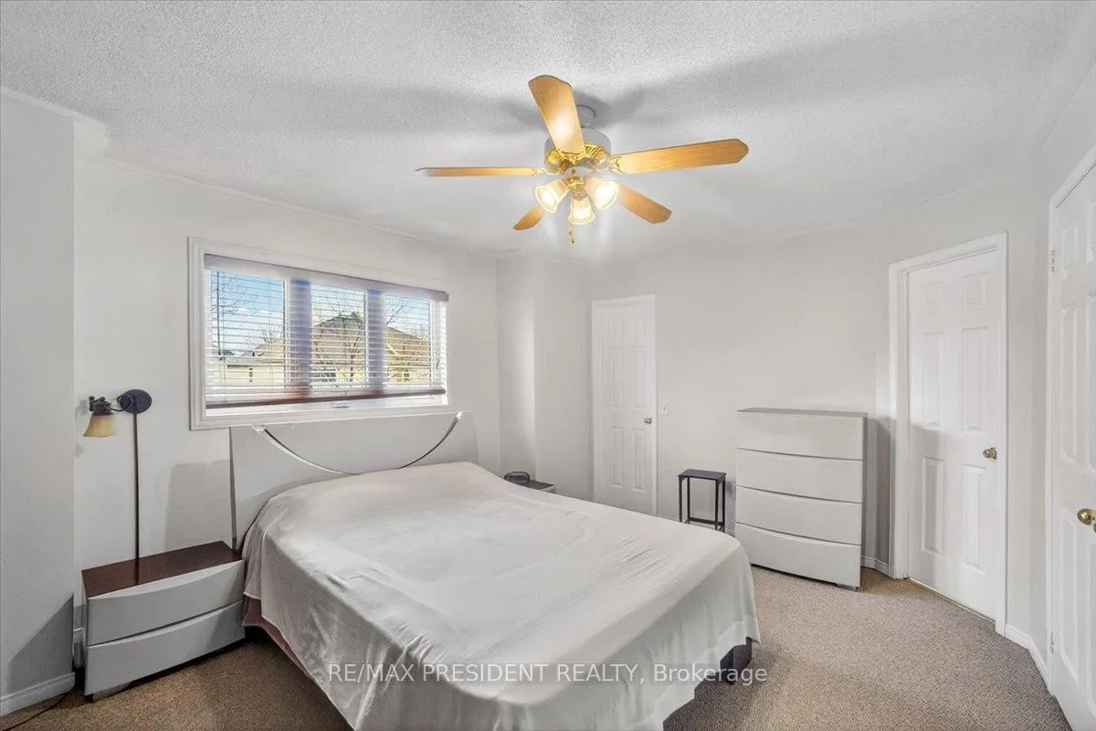Photo 17 of 2957 Jackson Drive, Burlington, Rose — HOMEH