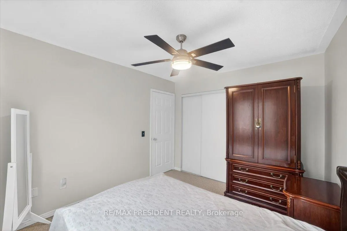 Photo 21 of 2957 Jackson Drive, Burlington, Rose — HOMEH