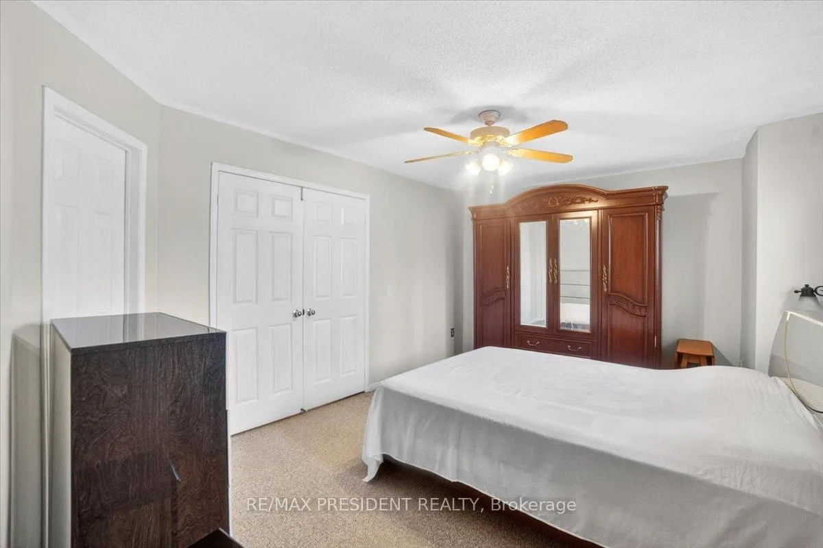Photo 25 of 2957 Jackson Drive, Burlington, Rose — HOMEH