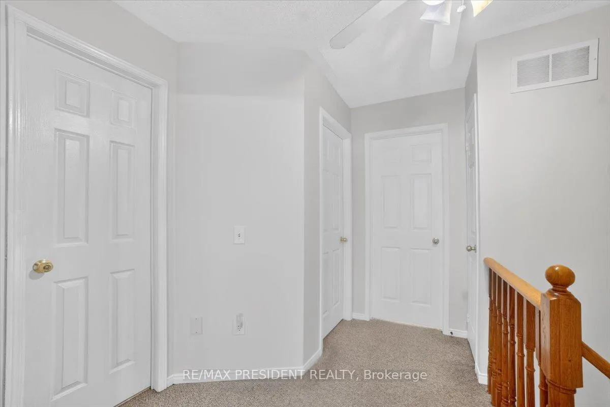 Photo 28 of 2957 Jackson Drive, Burlington, Rose — HOMEH
