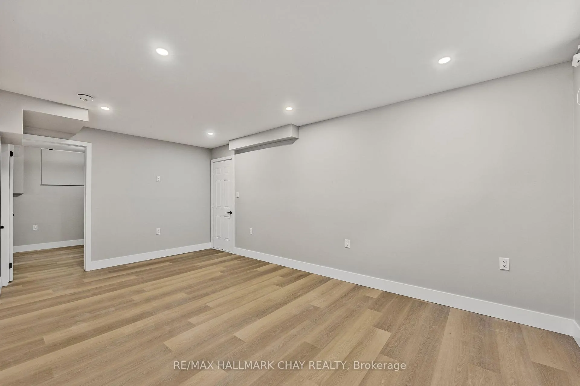 Photo 8 of Unit Lower, 110 Codrington Street, Barrie, Codrington — HOMEH
