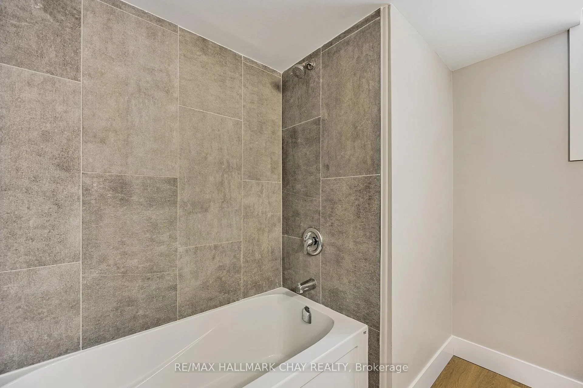 Photo 11 of Unit Lower, 110 Codrington Street, Barrie, Codrington — HOMEH