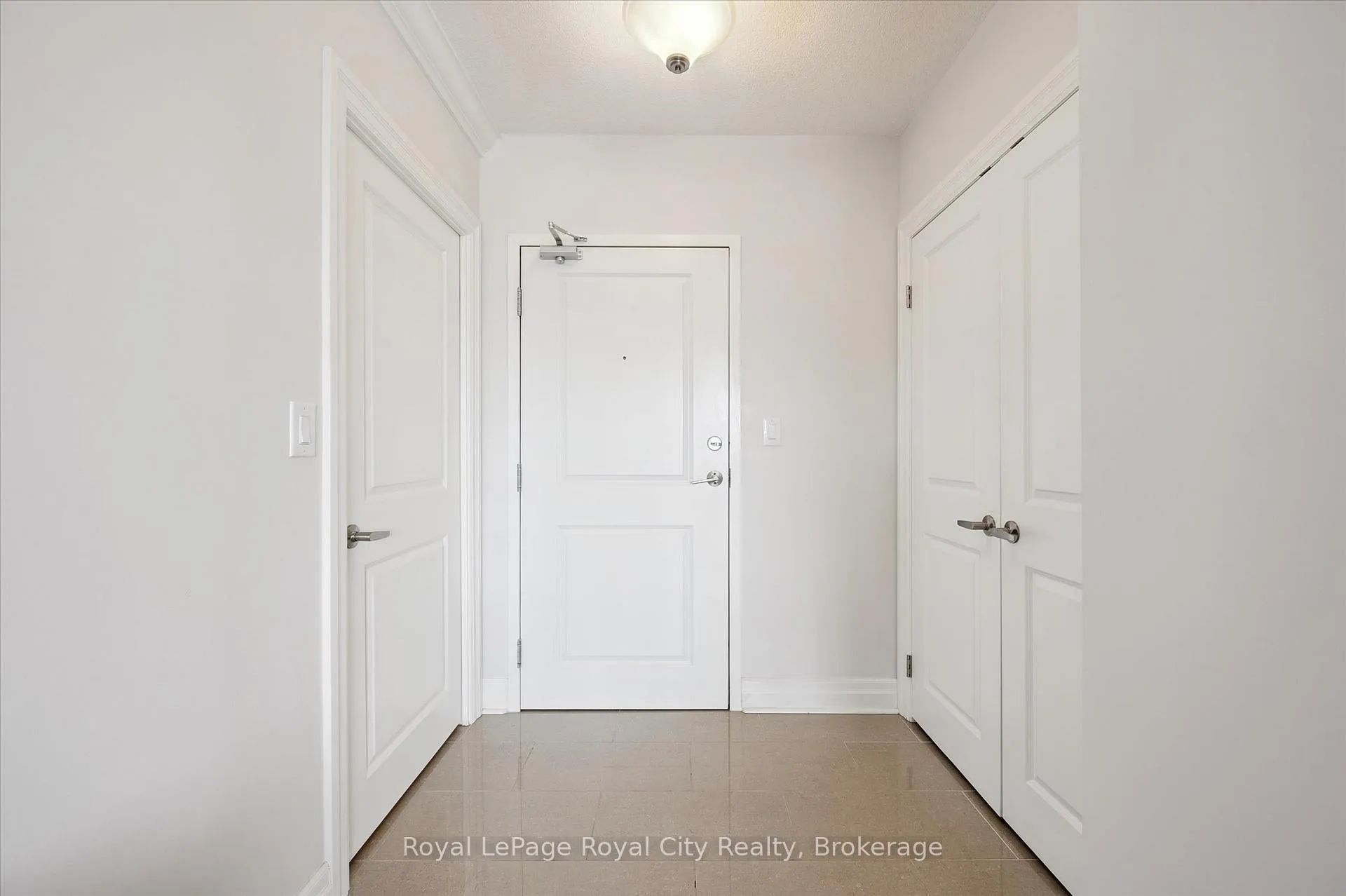 Photo 3 of Unit 413, 150 Wellington Street E, Guelph, Downtown — HOMEH