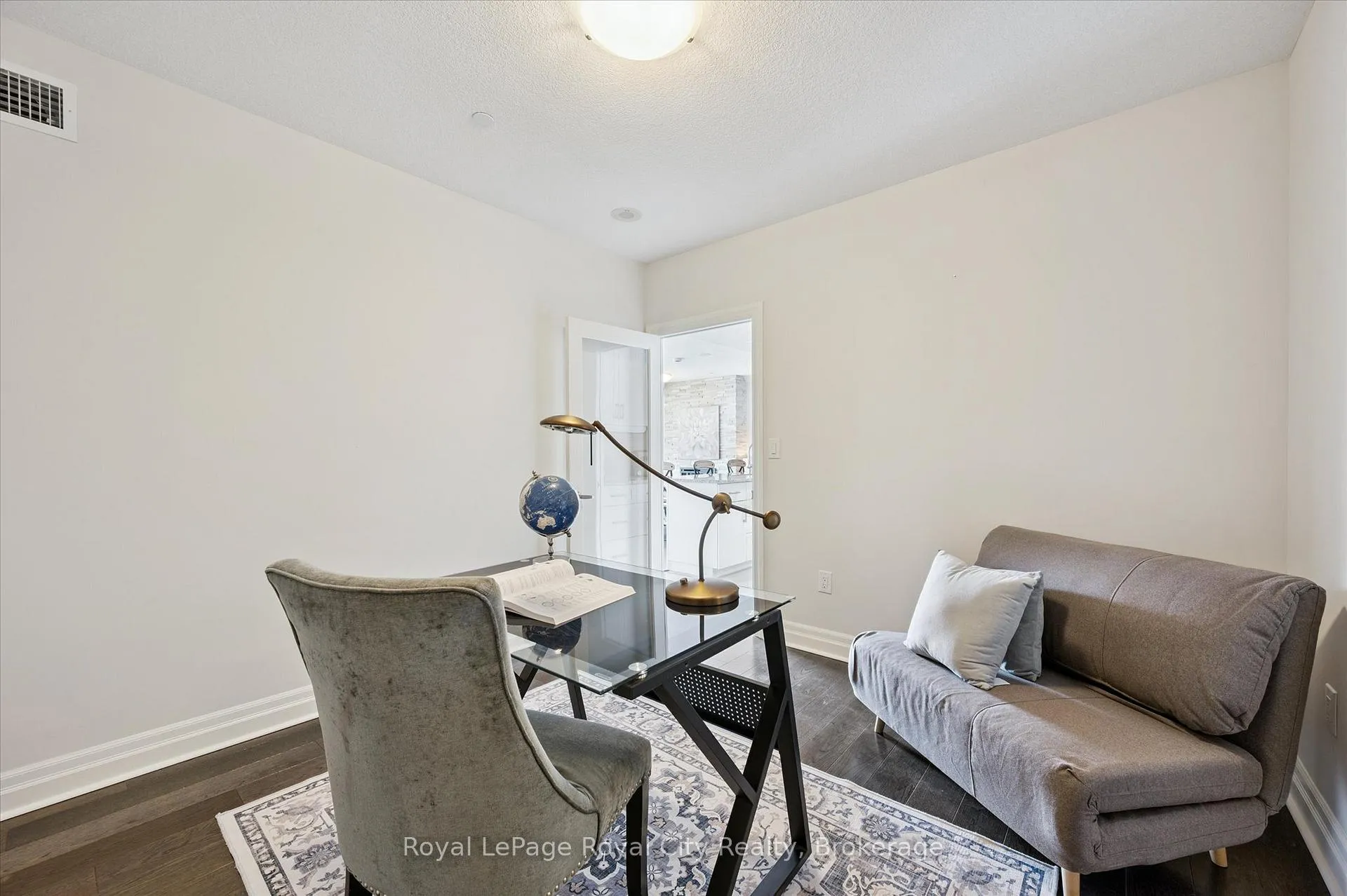 Photo 18 of Unit 413, 150 Wellington Street E, Guelph, Downtown — HOMEH