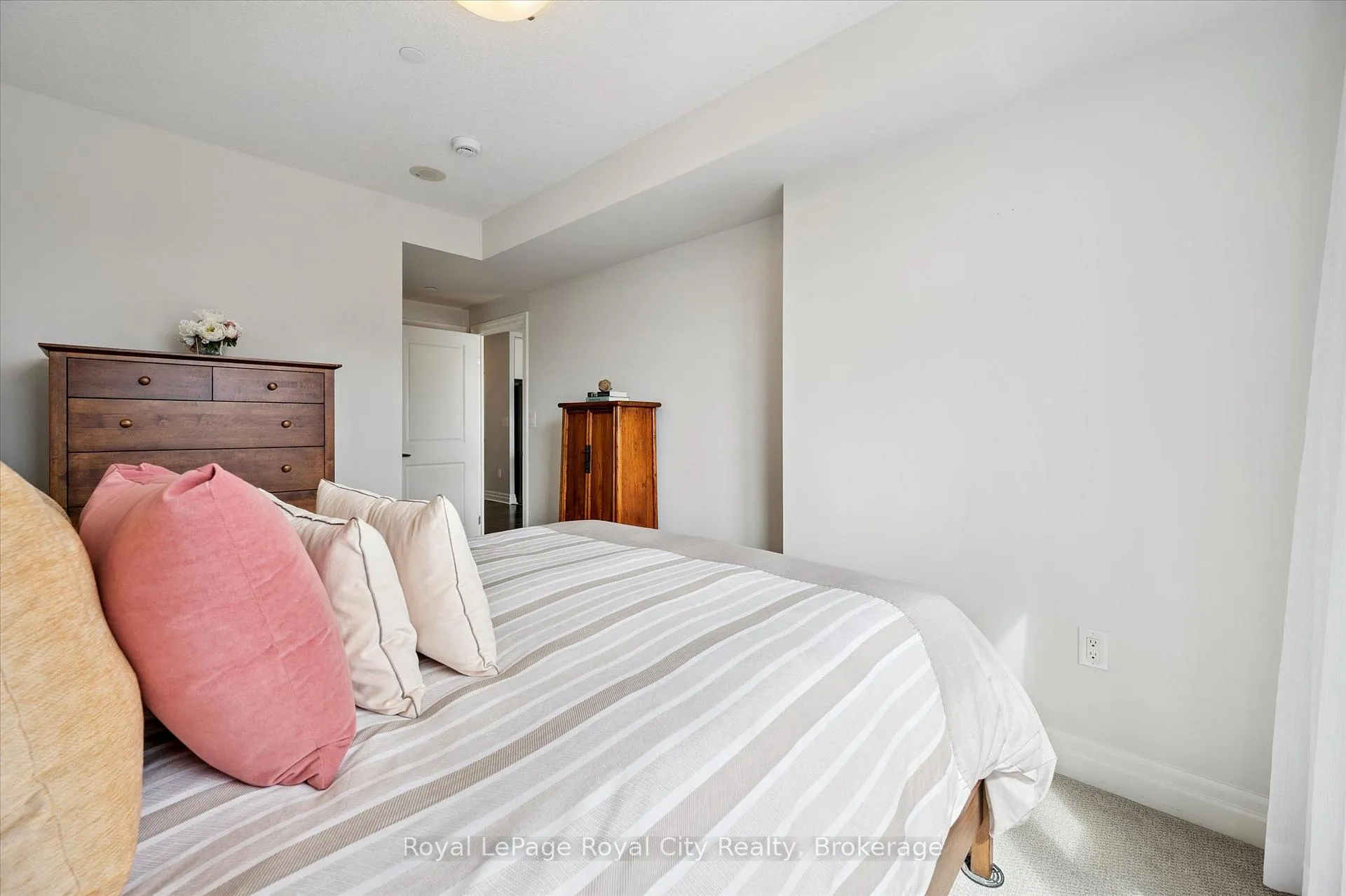 Photo 20 of Unit 413, 150 Wellington Street E, Guelph, Downtown — HOMEH