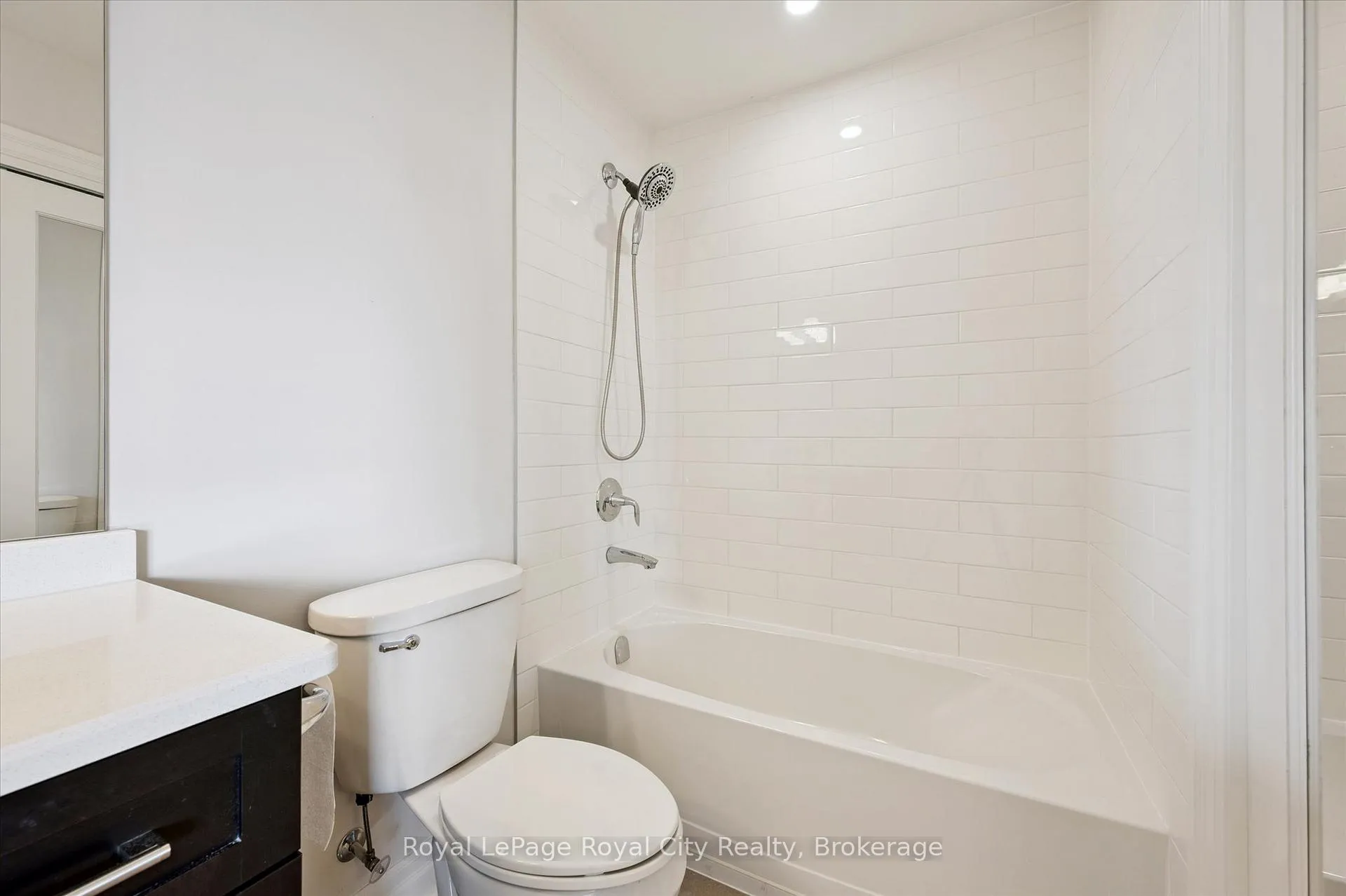 Photo 26 of Unit 413, 150 Wellington Street E, Guelph, Downtown — HOMEH