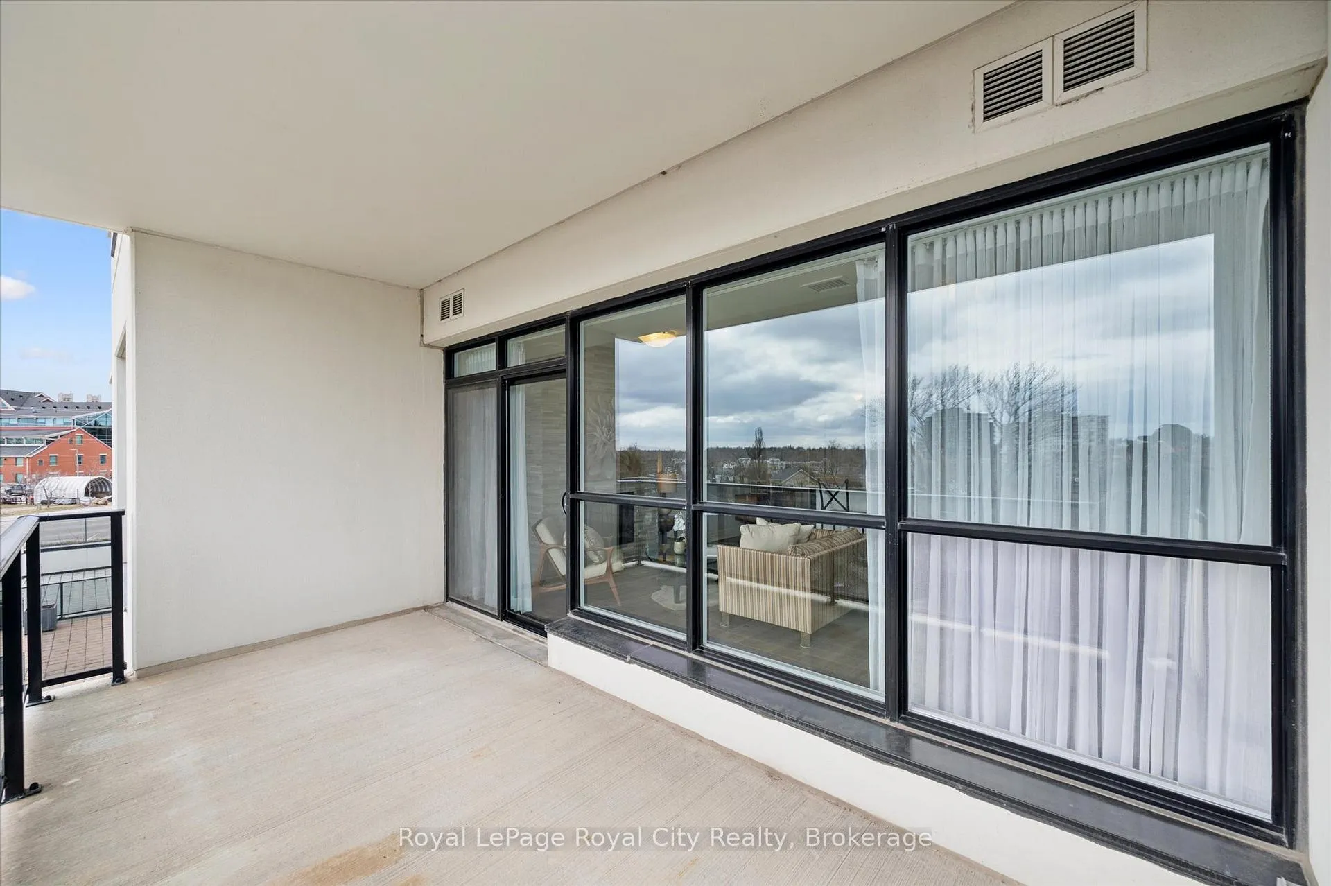 Photo 33 of Unit 413, 150 Wellington Street E, Guelph, Downtown — HOMEH