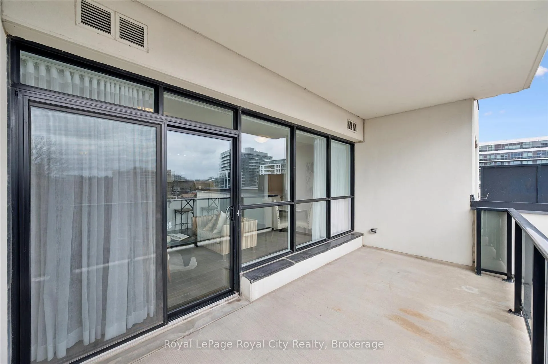 Photo 34 of Unit 413, 150 Wellington Street E, Guelph, Downtown — HOMEH