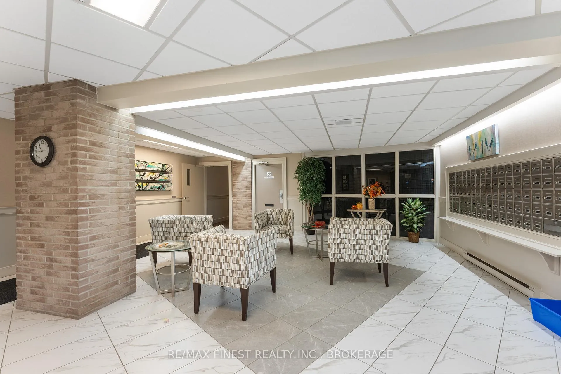 Photo 5 of Unit 206, 334 Queen Mary Road, Kingston, West of Sir John A. Blvd — HOMEH