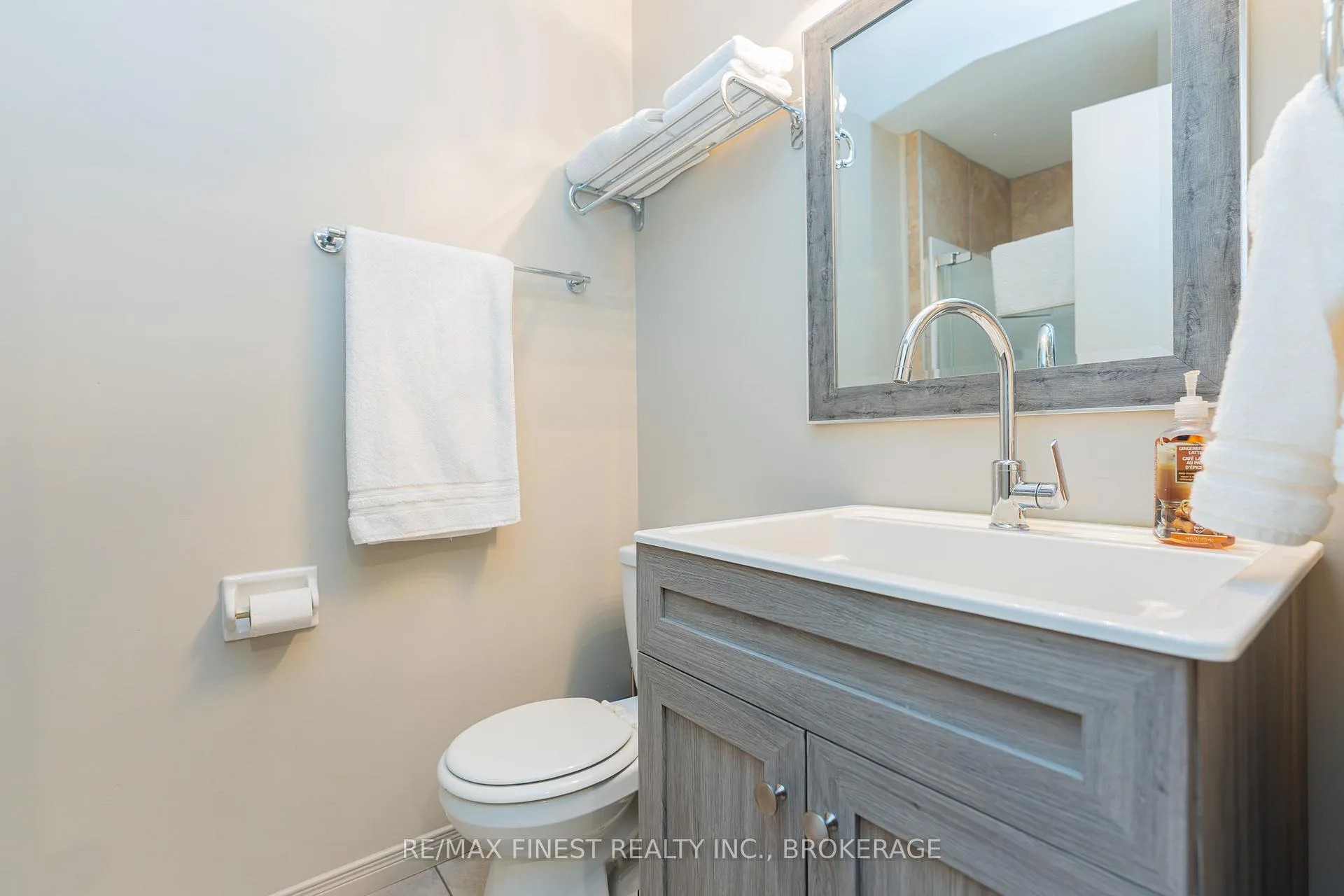 Photo 22 of Unit 206, 334 Queen Mary Road, Kingston, West of Sir John A. Blvd — HOMEH
