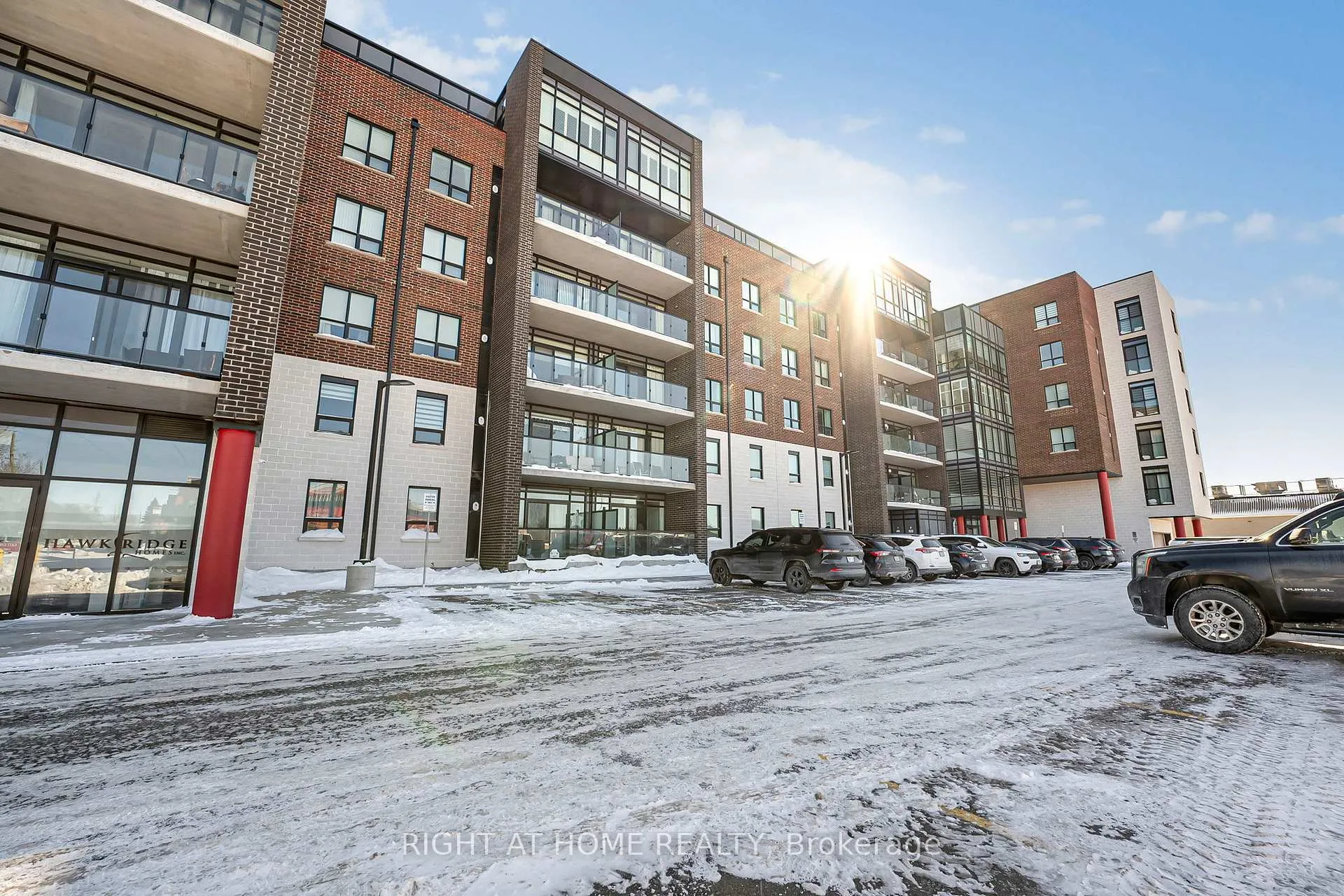 Photo 1 of Unit 412, 5 Hamilton Street, Hamilton, Waterdown — HOMEH