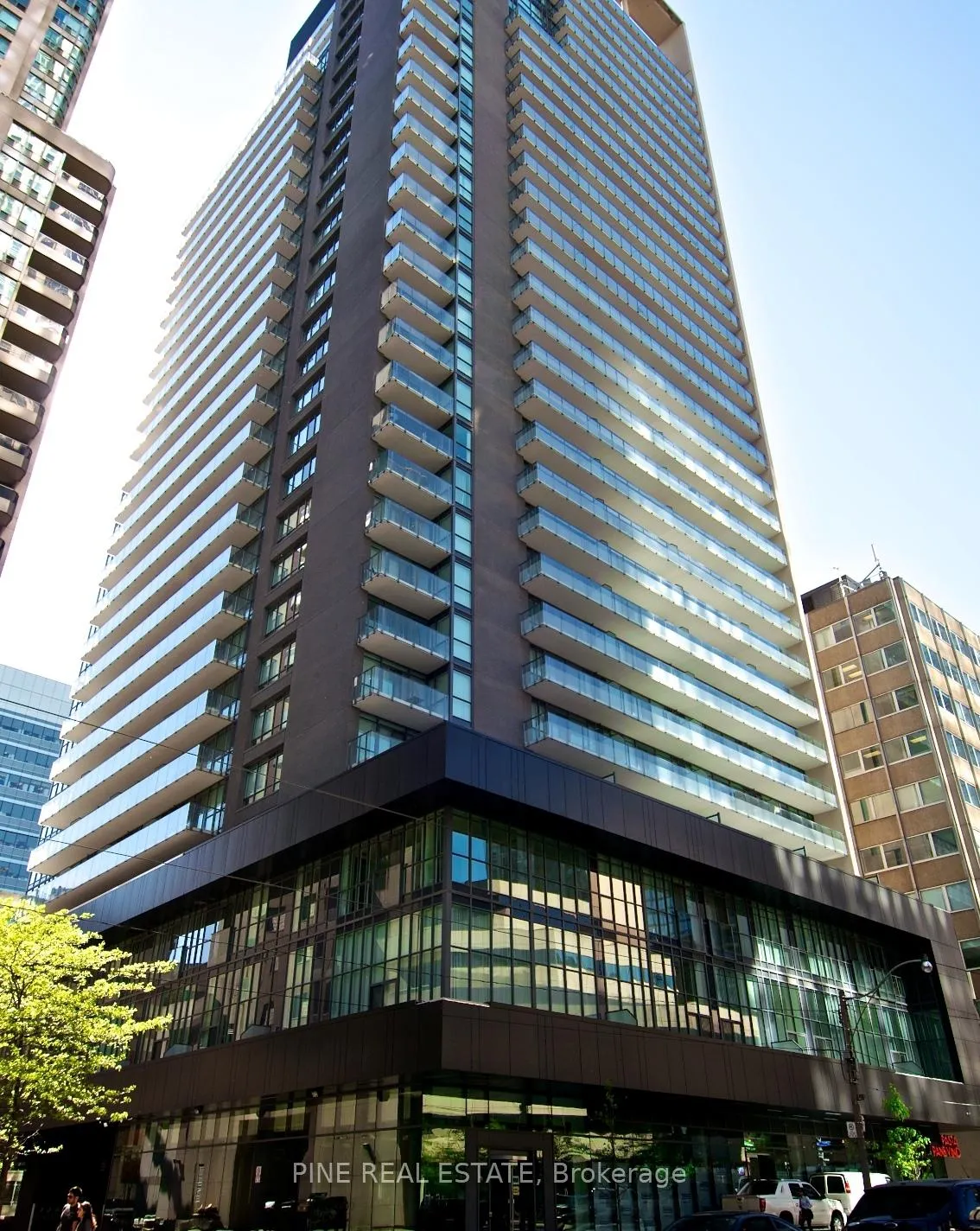 Front of Unit PH601, 770 Bay Street