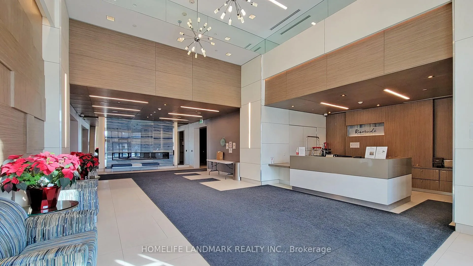 Photo 3 of Unit 712, 15 Water Walk Drive, Markham, Unionville — HOMEH