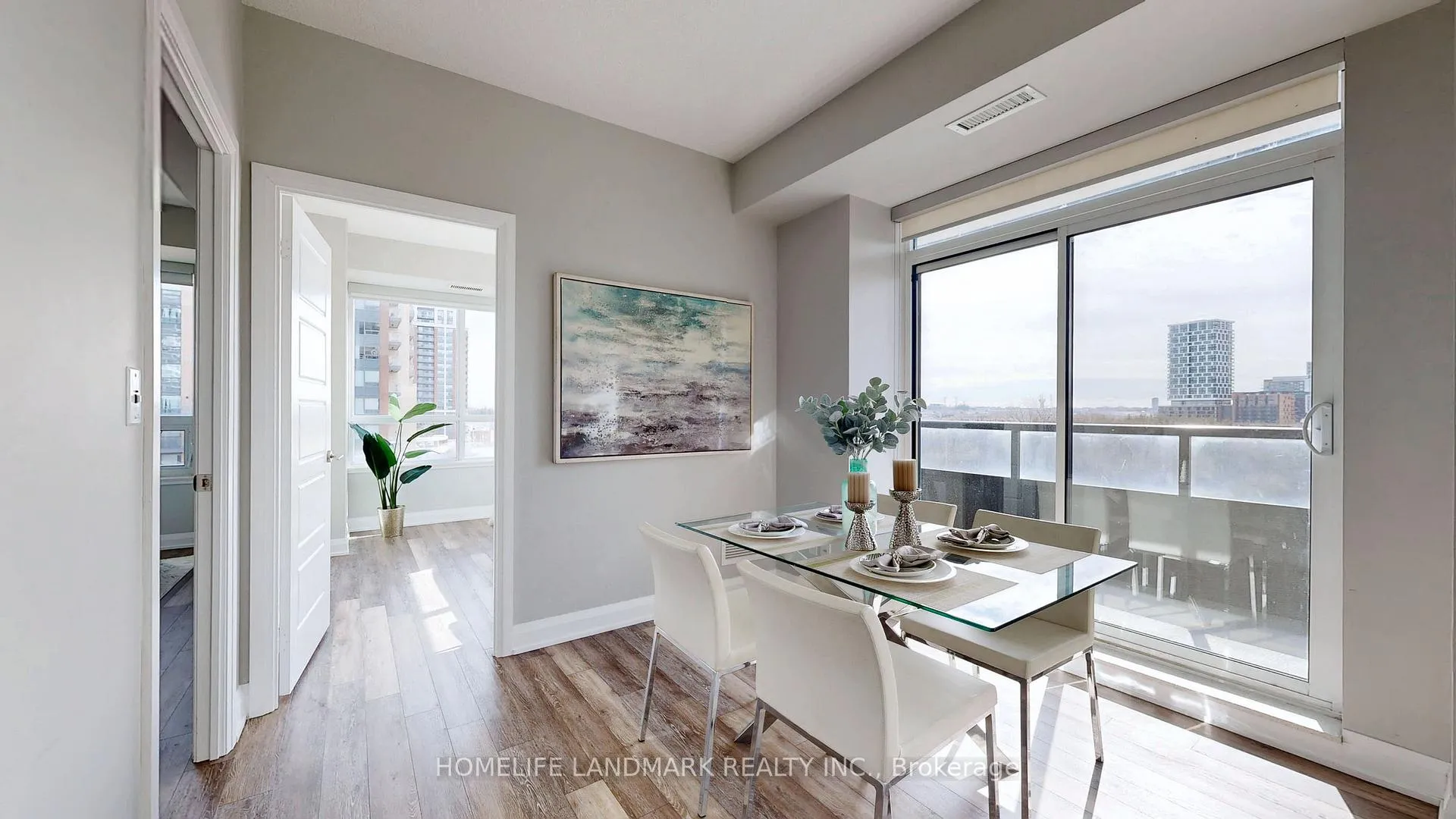 Photo 9 of Unit 712, 15 Water Walk Drive, Markham, Unionville — HOMEH
