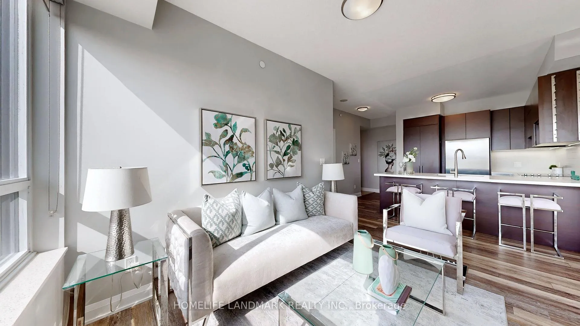 Photo 11 of Unit 712, 15 Water Walk Drive, Markham, Unionville — HOMEH