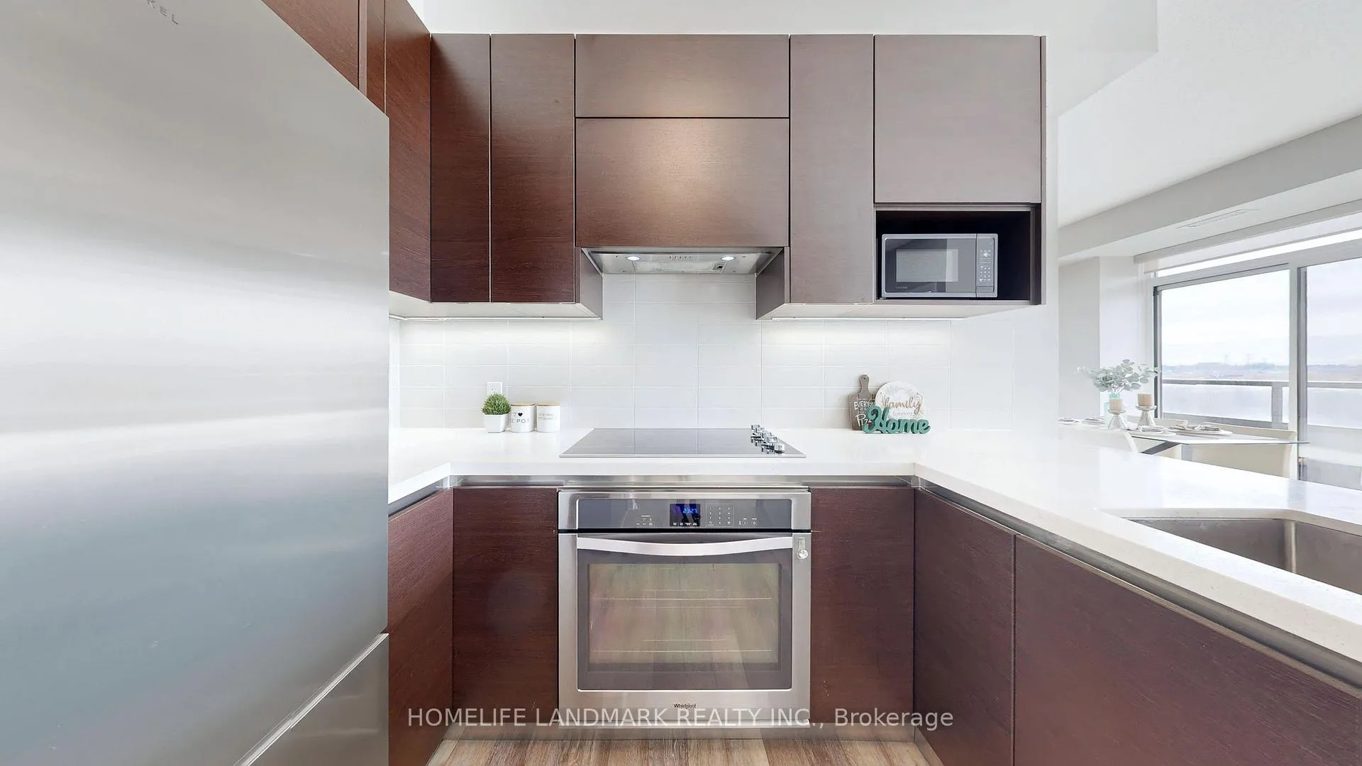 Photo 19 of Unit 712, 15 Water Walk Drive, Markham, Unionville — HOMEH