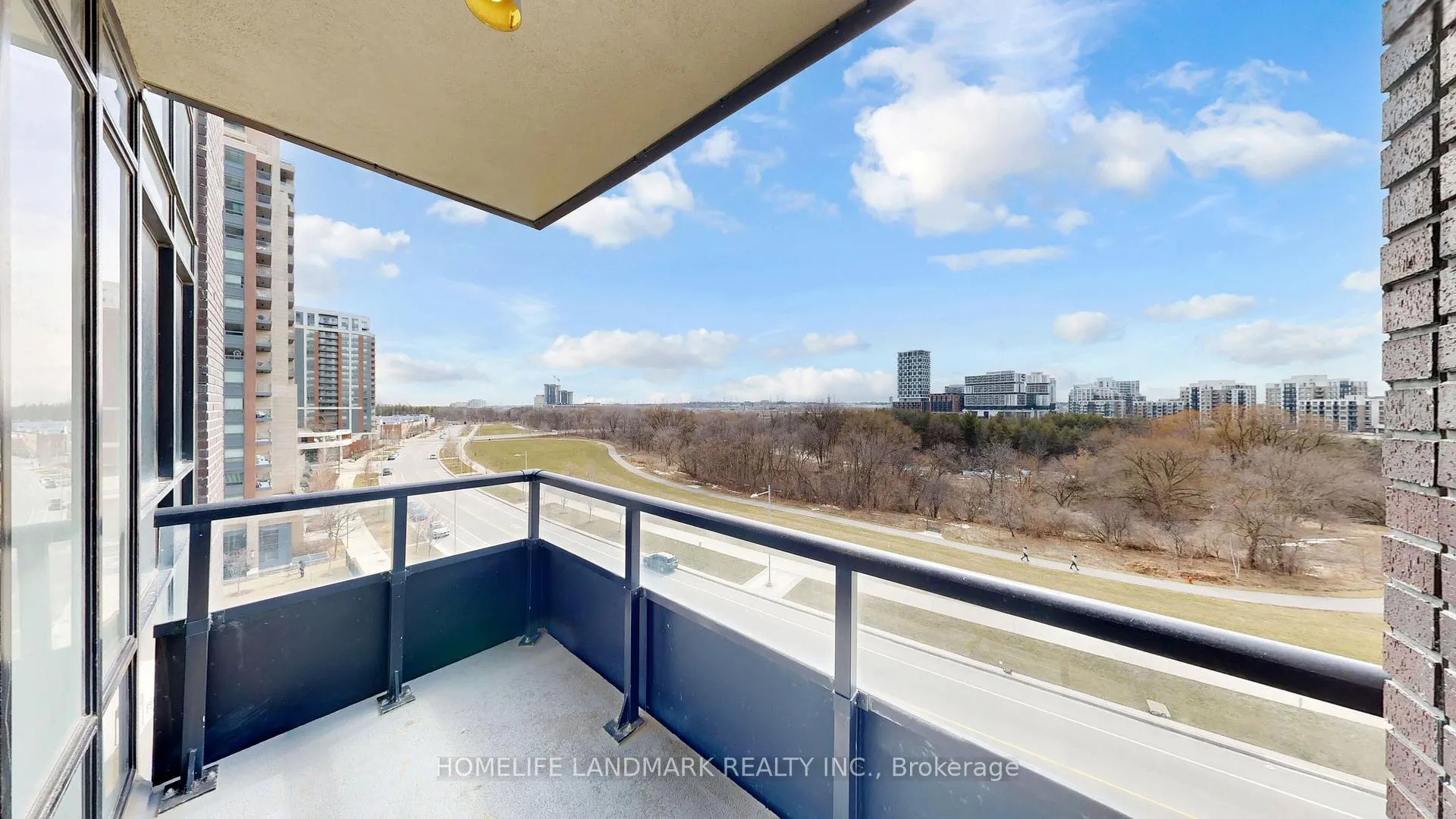 Photo 31 of Unit 712, 15 Water Walk Drive, Markham, Unionville — HOMEH