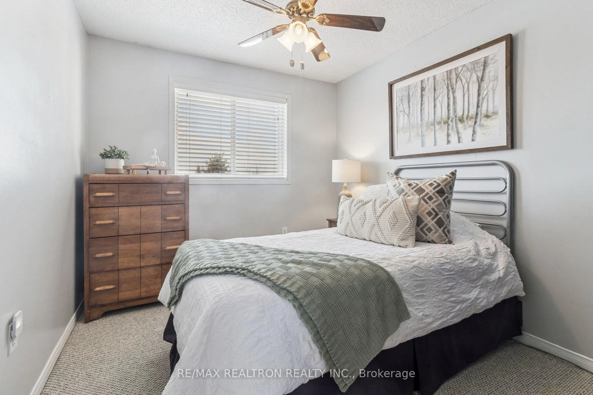 Photo 31 of 131 Columbia Road, Barrie, Holly — HOMEH