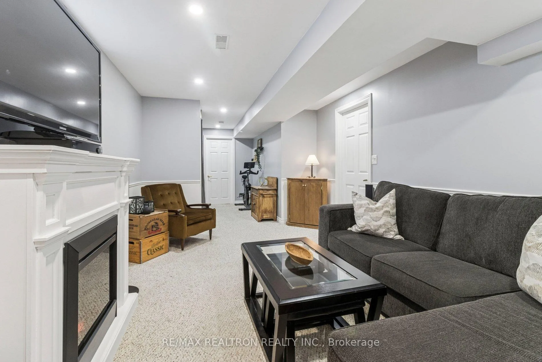 Photo 36 of 131 Columbia Road, Barrie, Holly — HOMEH