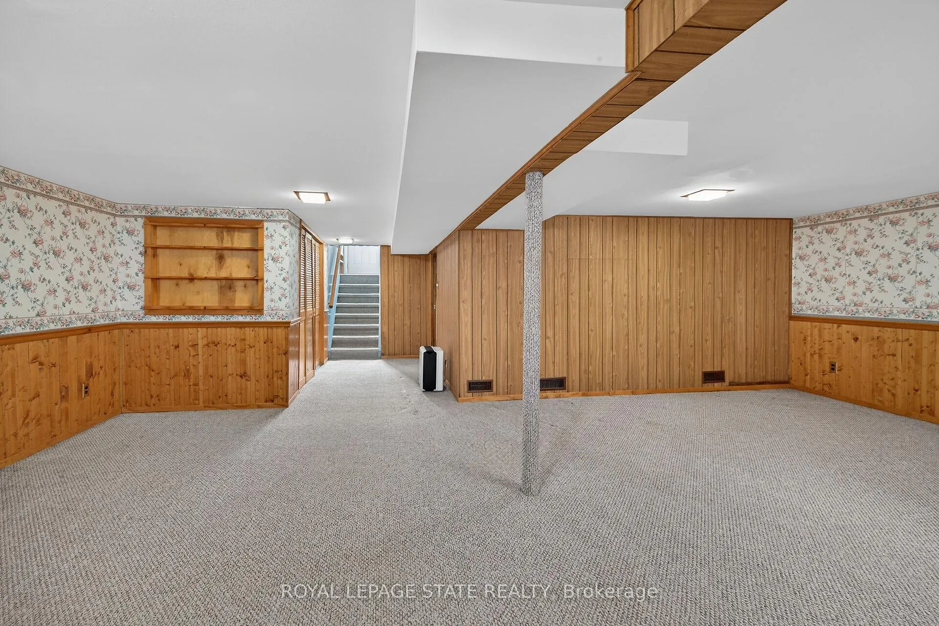 Photo 31 of 21 Lakeview Avenue, Grimsby, Grimsby Beach — HOMEH