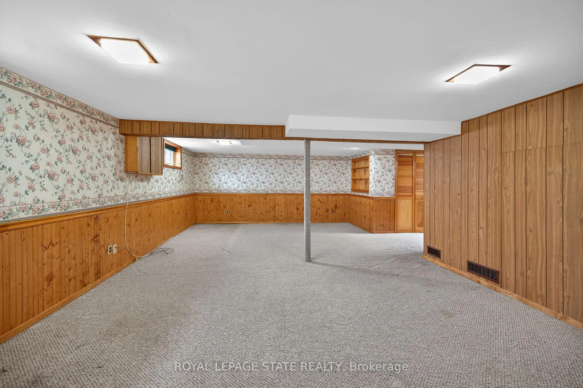 Photo 32 of 21 Lakeview Avenue, Grimsby, Grimsby Beach — HOMEH