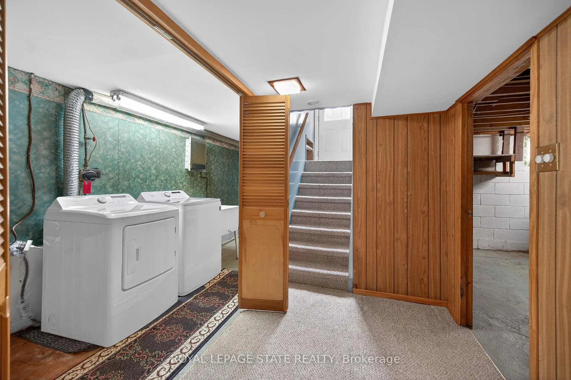 Photo 33 of 21 Lakeview Avenue, Grimsby, Grimsby Beach — HOMEH