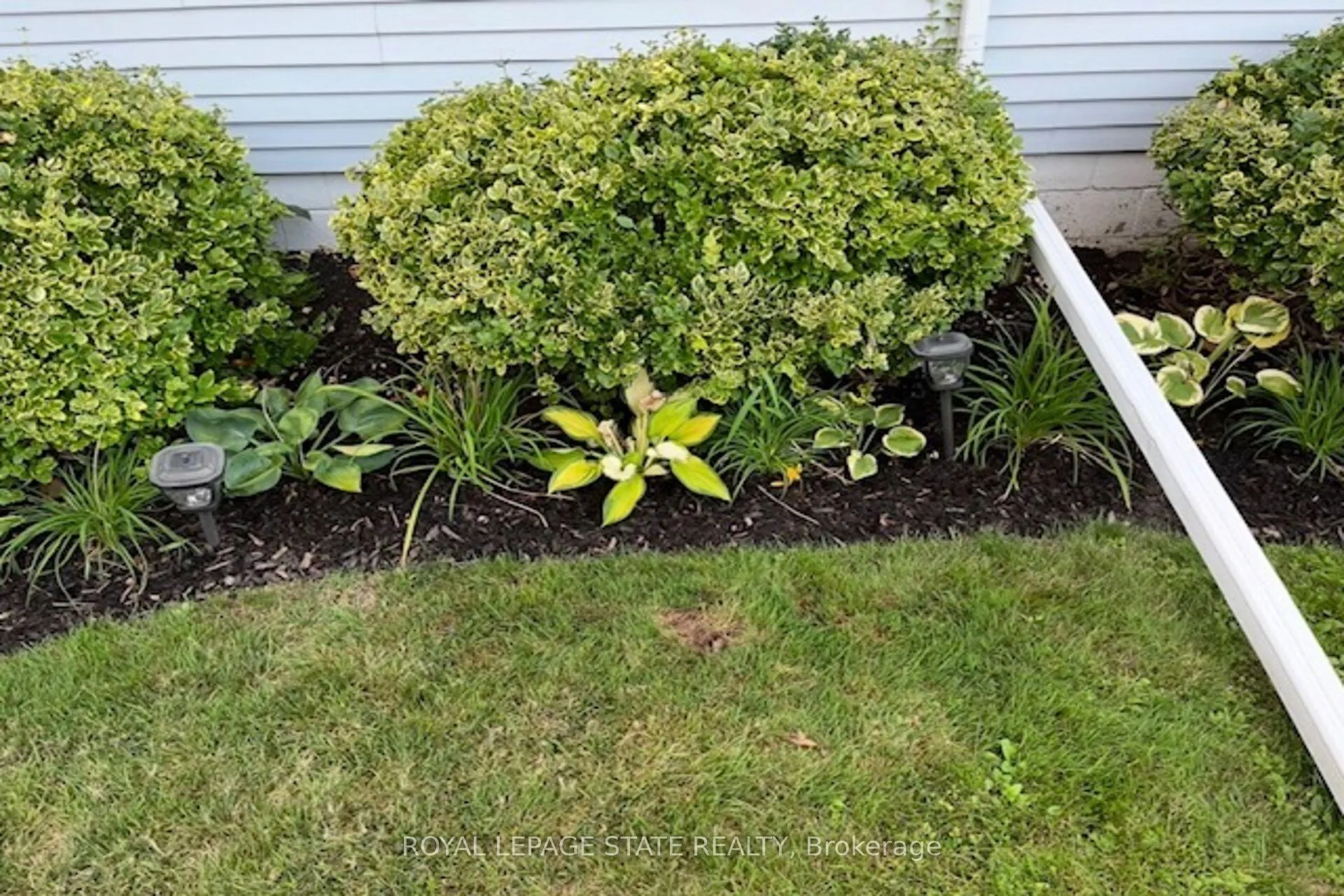 Photo 49 of 21 Lakeview Avenue, Grimsby, Grimsby Beach — HOMEH