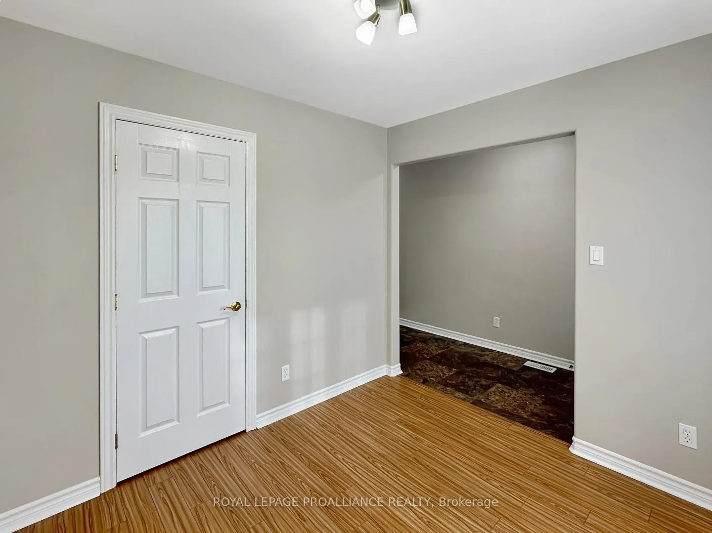 Photo 4 of 53 Sarah Court, Belleville, Belleville Ward — HOMEH