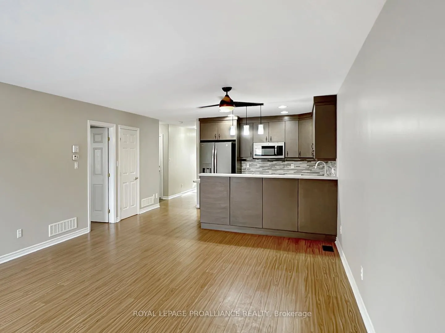 Photo 10 of 53 Sarah Court, Belleville, Belleville Ward — HOMEH