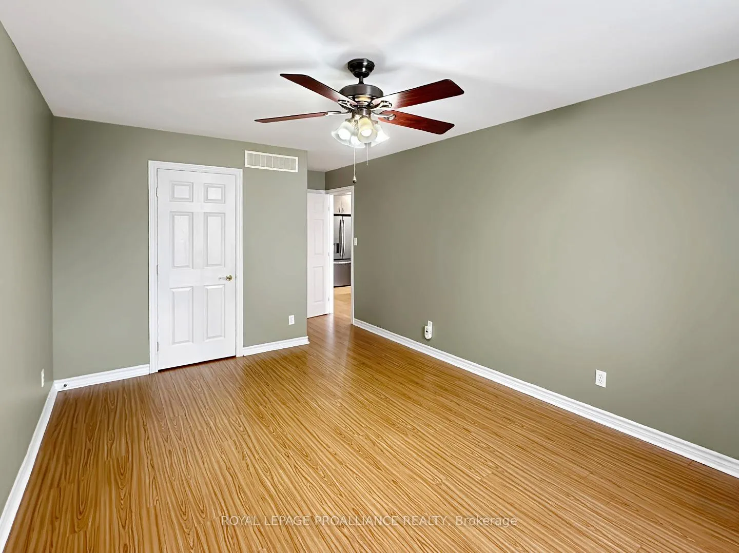 Photo 19 of 53 Sarah Court, Belleville, Belleville Ward — HOMEH