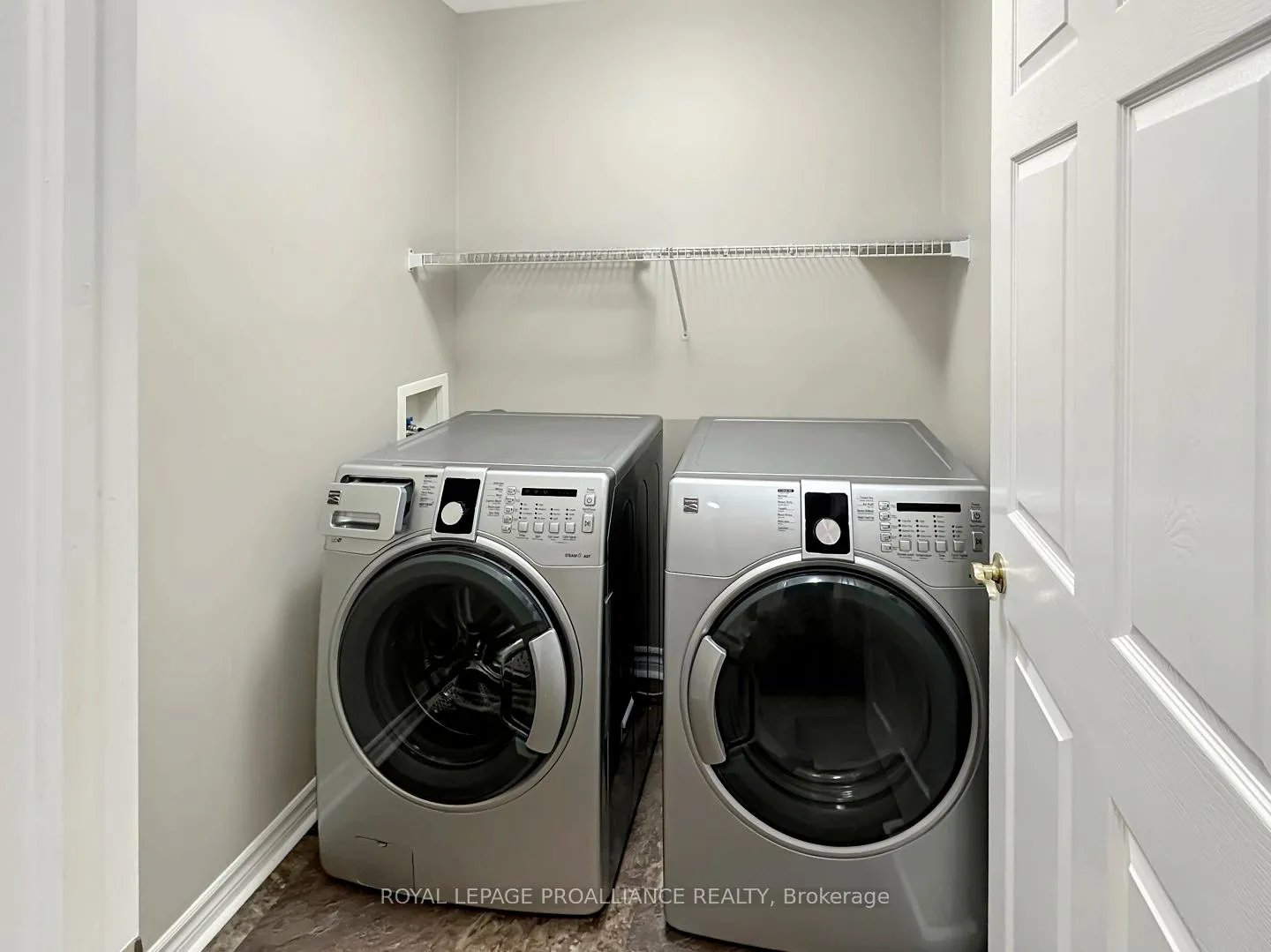 Photo 22 of 53 Sarah Court, Belleville, Belleville Ward — HOMEH