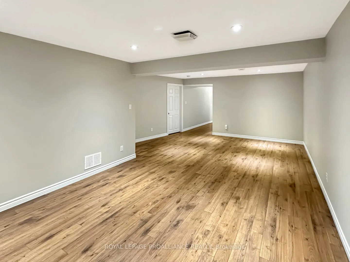 Photo 26 of 53 Sarah Court, Belleville, Belleville Ward — HOMEH