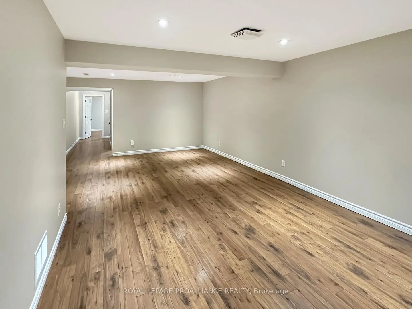 Photo 27 of 53 Sarah Court, Belleville, Belleville Ward — HOMEH
