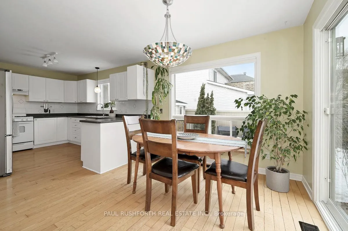 Photo 11 of 6419 Bernice Court, Ottawa, Convent Glen North — HOMEH