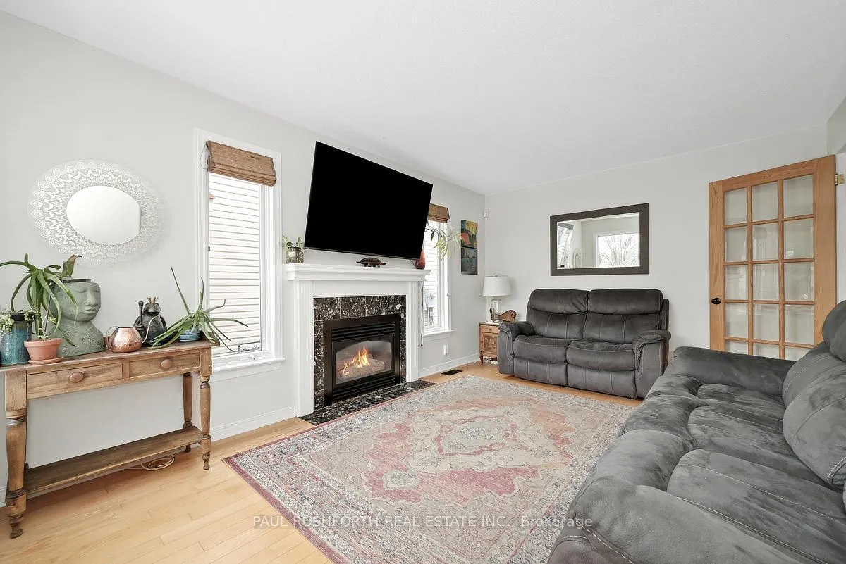 Photo 12 of 6419 Bernice Court, Ottawa, Convent Glen North — HOMEH