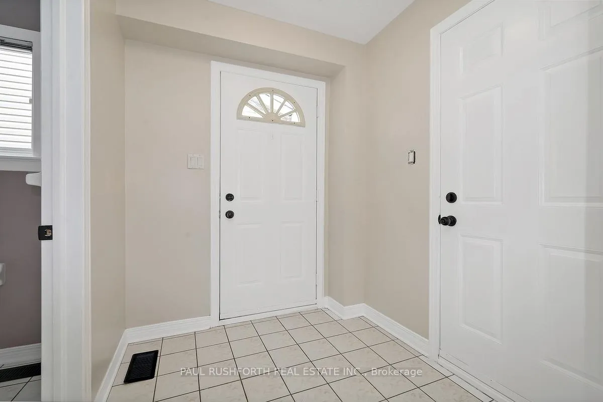 Photo 14 of 6419 Bernice Court, Ottawa, Convent Glen North — HOMEH